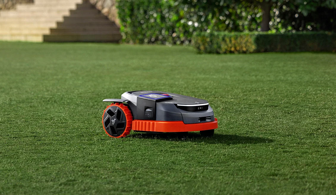 Segway Navimow X3 robotic mower